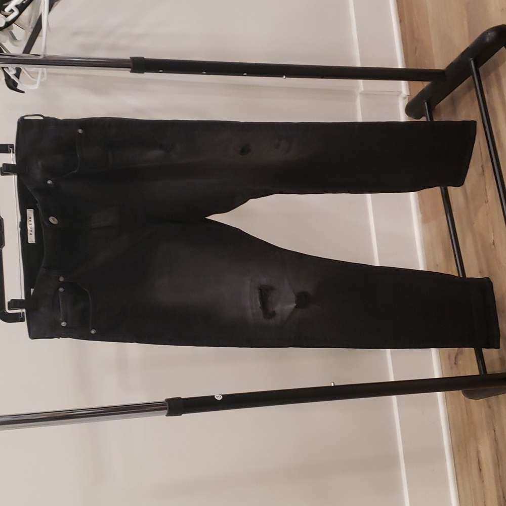 33x34 Ripped/Tattered Black Pacsun Jeans